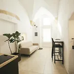 Mediterranee ليتشي