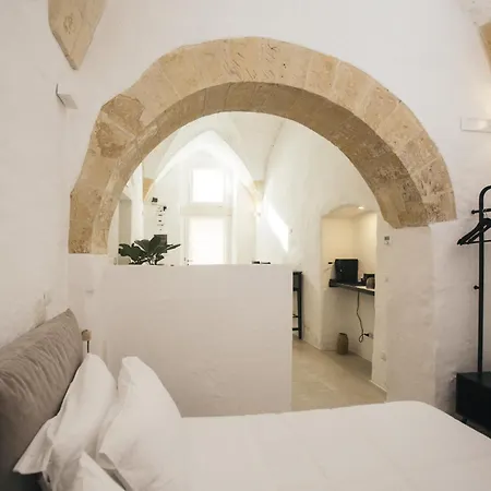 Mediterranee * ليتشي