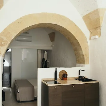 Mediterranee Apartment *